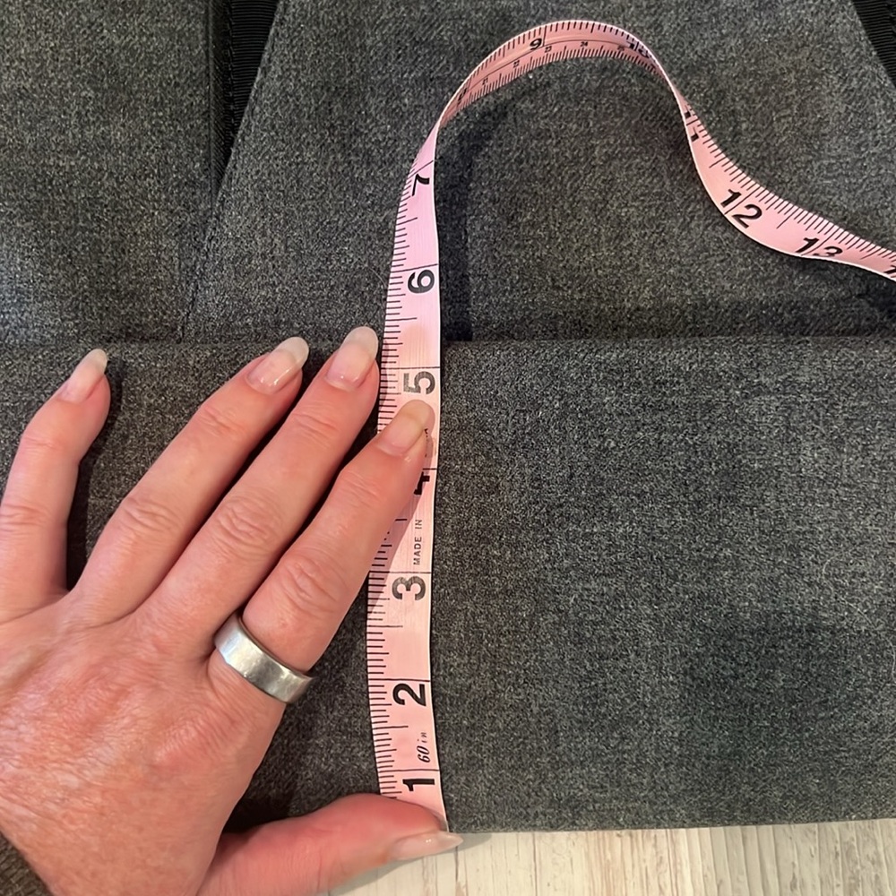 Lululemon Athletica Gray and Black Tote with matching small clutch - Picture 8 of 11